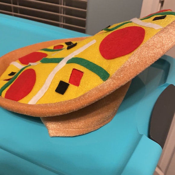 Pizza Hat - Picture 3 of 4